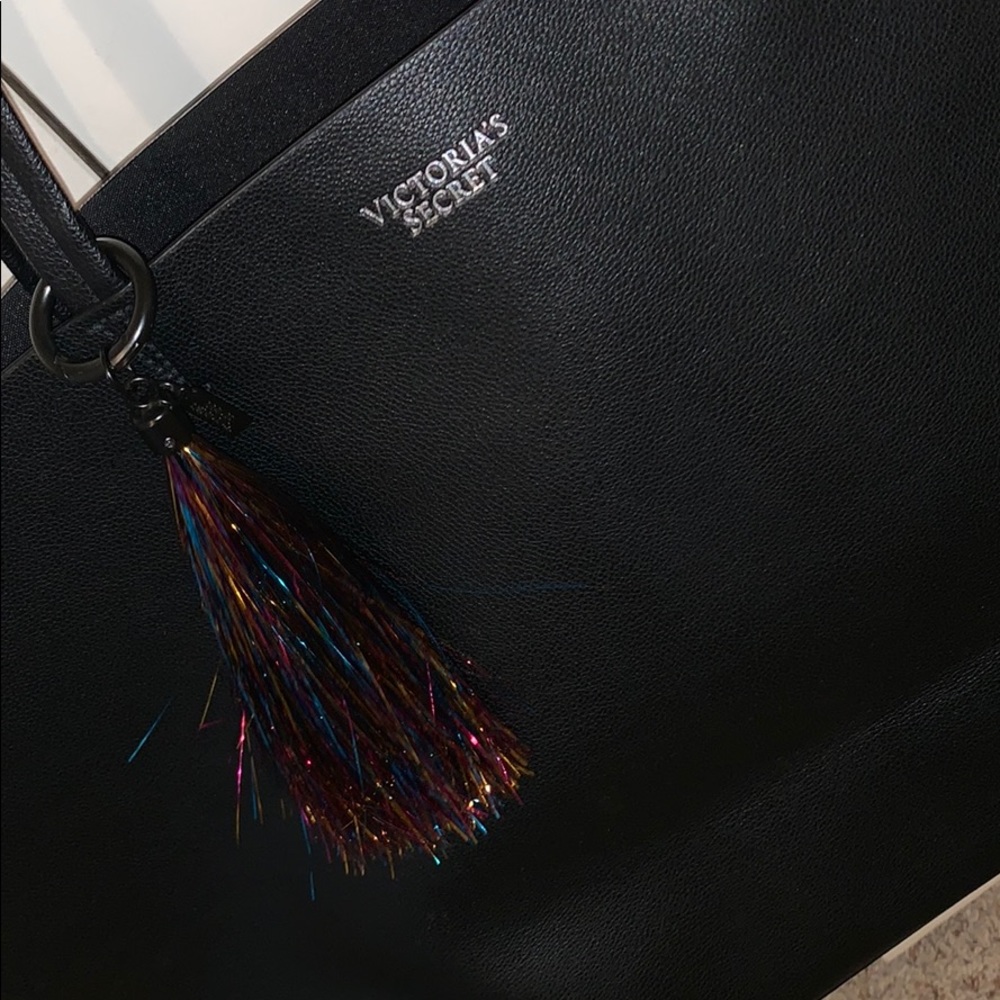 Victoria’s Secret tote